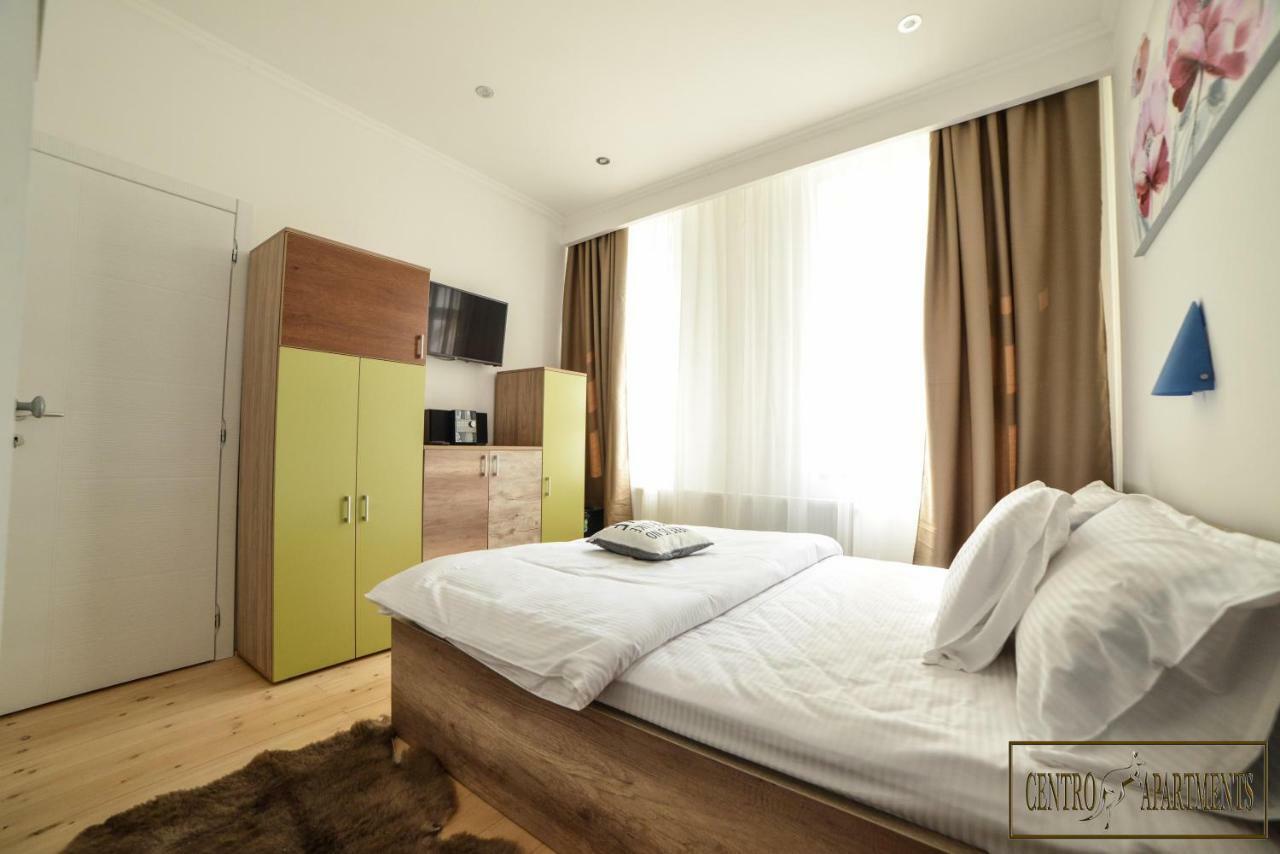 Centro Apartments Сремська Митровиця Екстер'єр фото